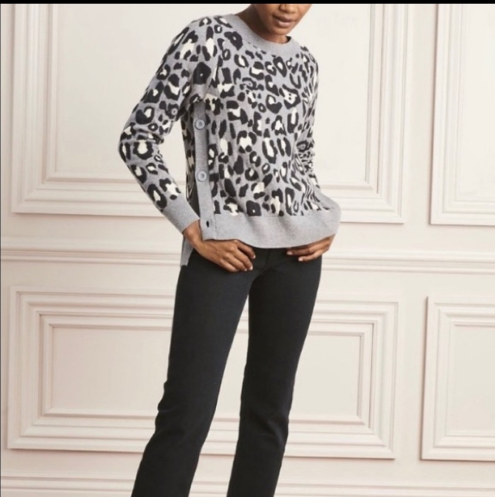 Stella & Dot Side Button Leopard Print Sweater Gr… - image 1